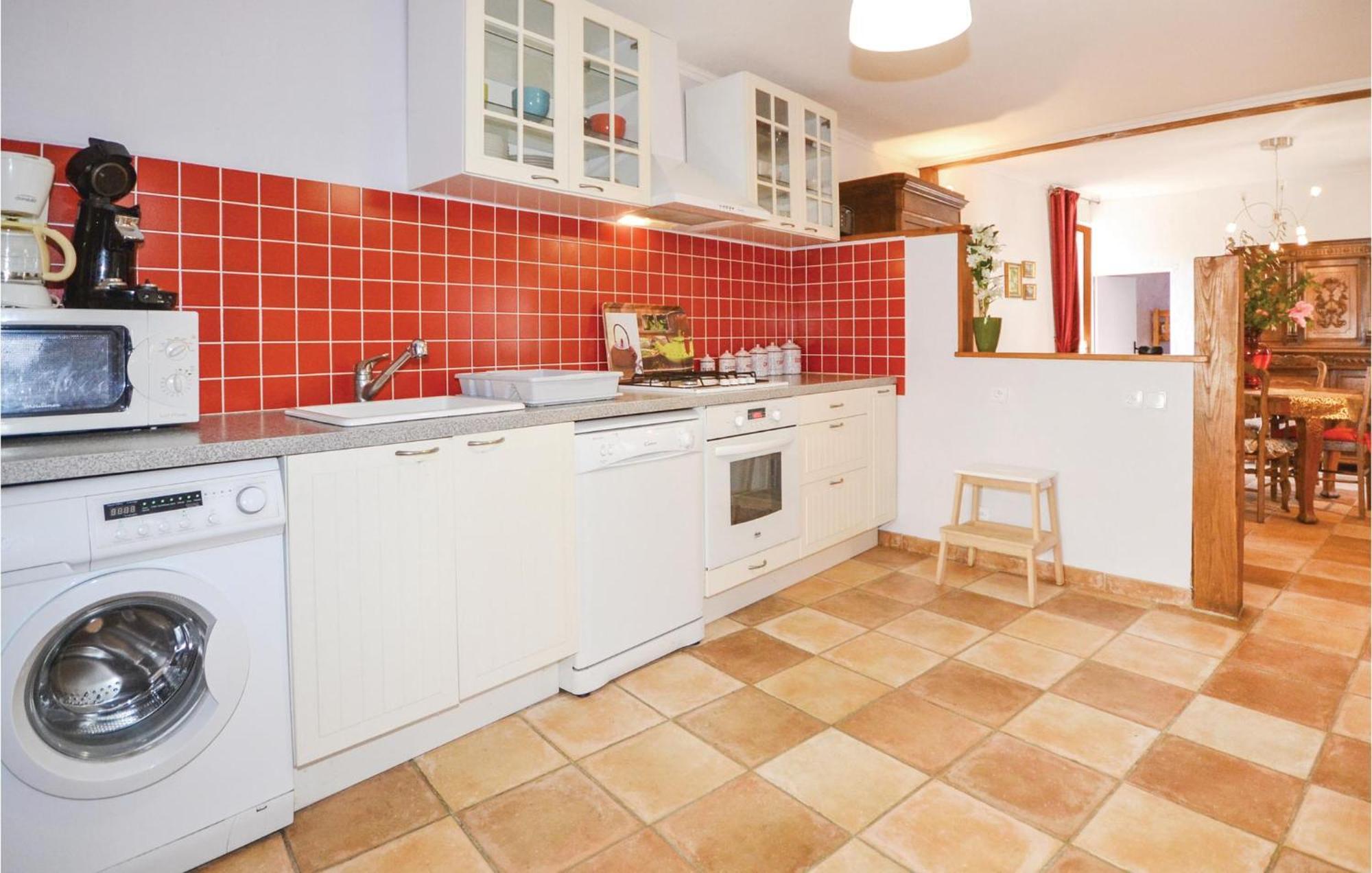 Soustelle 2 Bedroom Nice Apartment In Les Salles-Du-Gardon מראה חיצוני תמונה