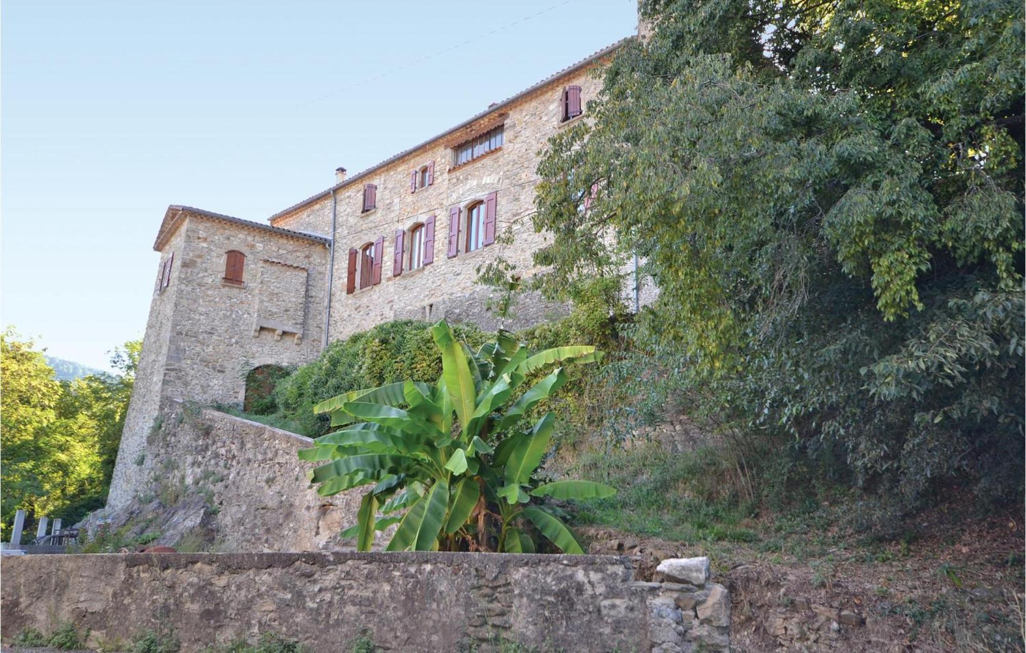 Soustelle 2 Bedroom Nice Apartment In Les Salles-Du-Gardon מראה חיצוני תמונה